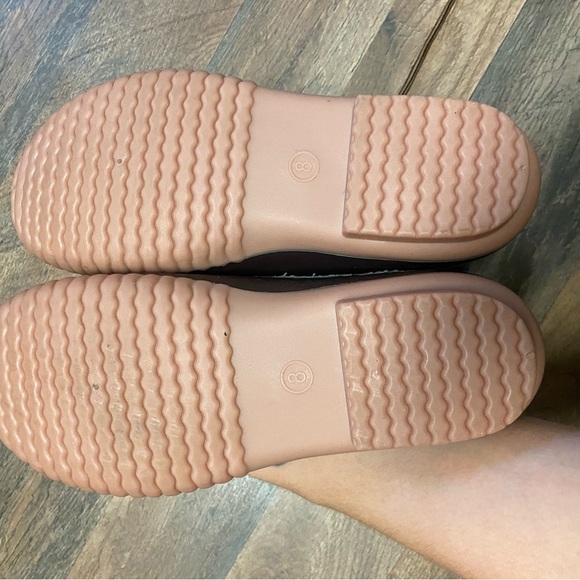 Simply Southern Quilted Heather Grey faux fur Size 8 - Picture 1 of 5